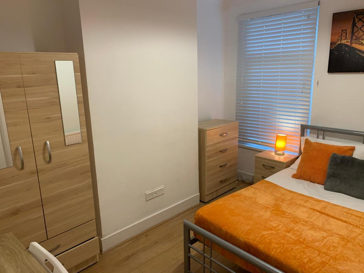 Central Stratford Cozy Double Room Londres Extérieur photo