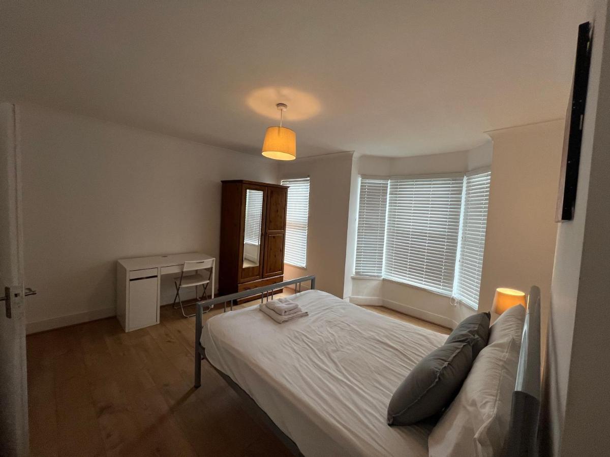 Central Stratford Cozy Double Room Londres Extérieur photo