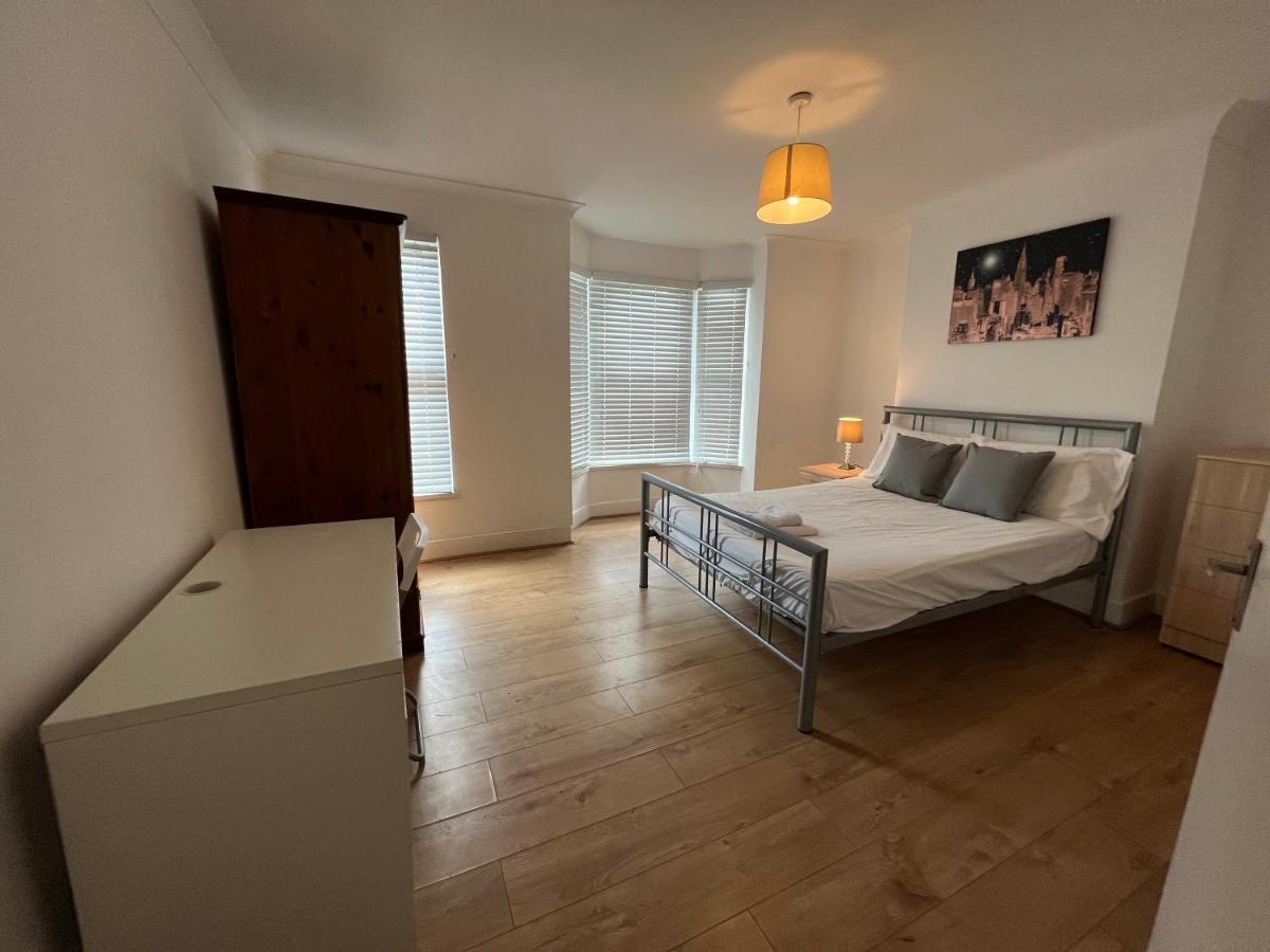 Central Stratford Cozy Double Room Londres Extérieur photo