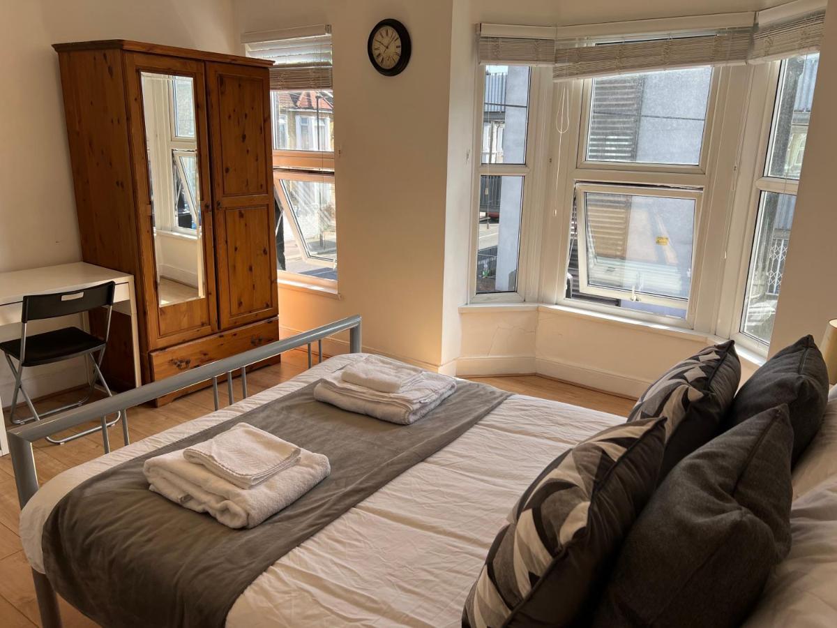 Central Stratford Cozy Double Room Londres Extérieur photo